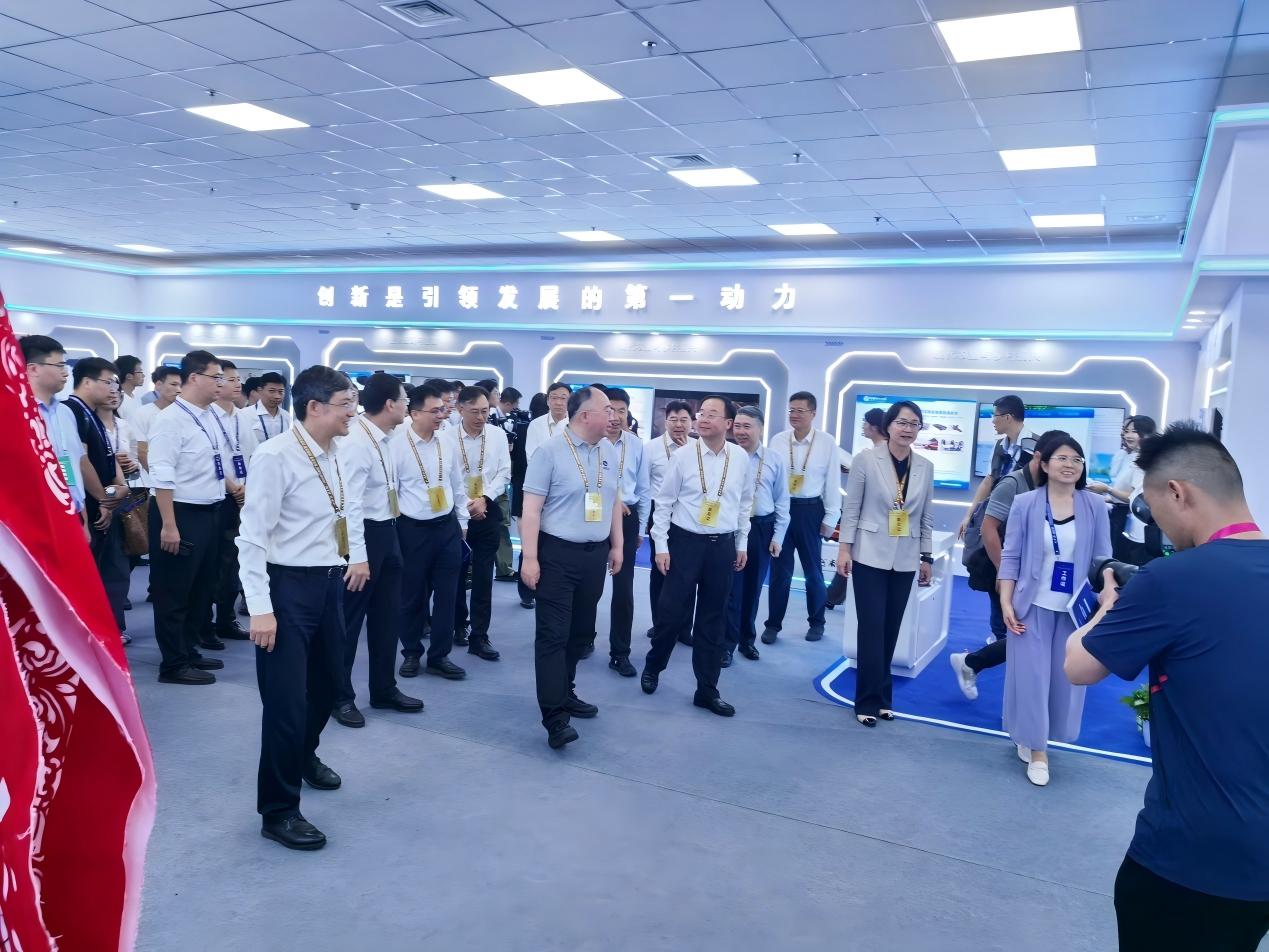 河南省“豫你攜手創贏未來”大學生創新創業大賽斬獲佳績 一銀兩銅彰顯創新實力，數字文化創意內容應用服務脫穎而出